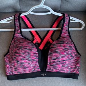 Victoria’s Secret sport pink & black padded underwire racer back sports bra 34 C